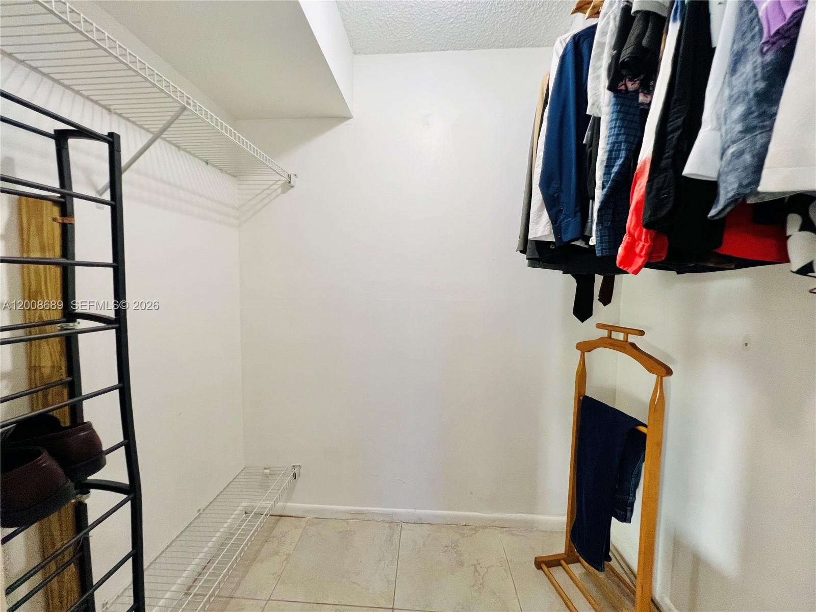 9820 S Hollybrook Lake Drive 202 Property Photo 22