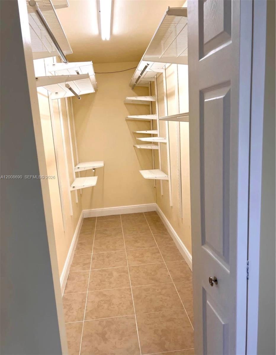 A12008690 Property Photo 13