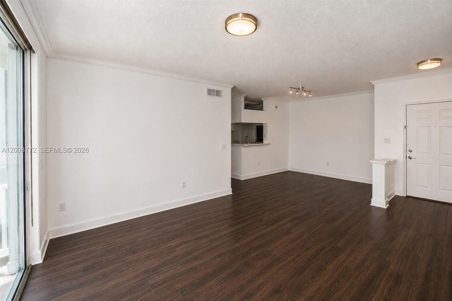 17145 N Bay Road 4102 Property Photo 1