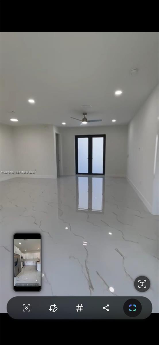 A12008786 Property Photo 15