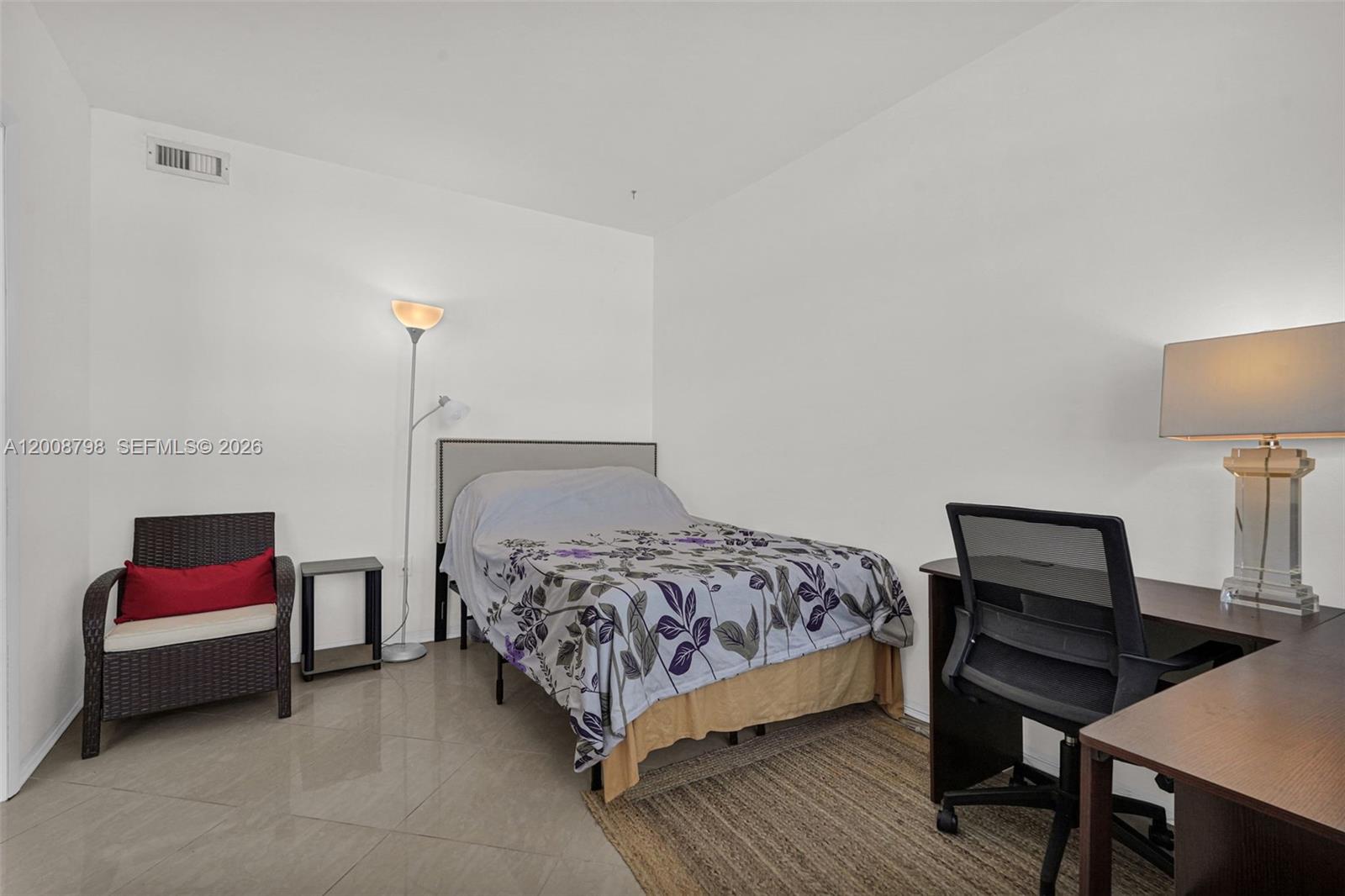 5825 Collins Avenue 2e Property Photo 32