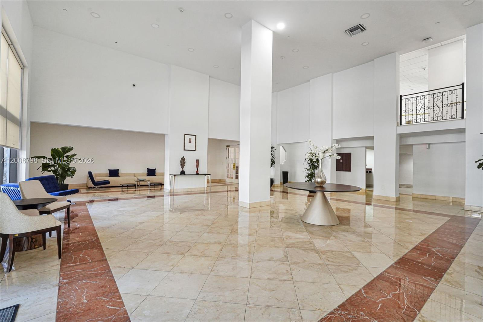 5825 Collins Avenue 2e Property Photo 48