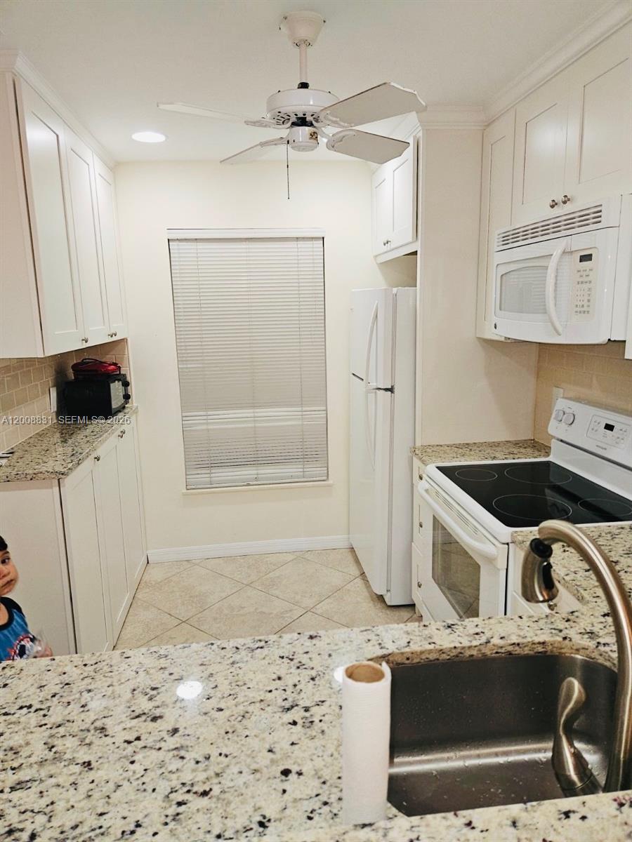 1335 Mainsail Drive 1315 Property Photo 4