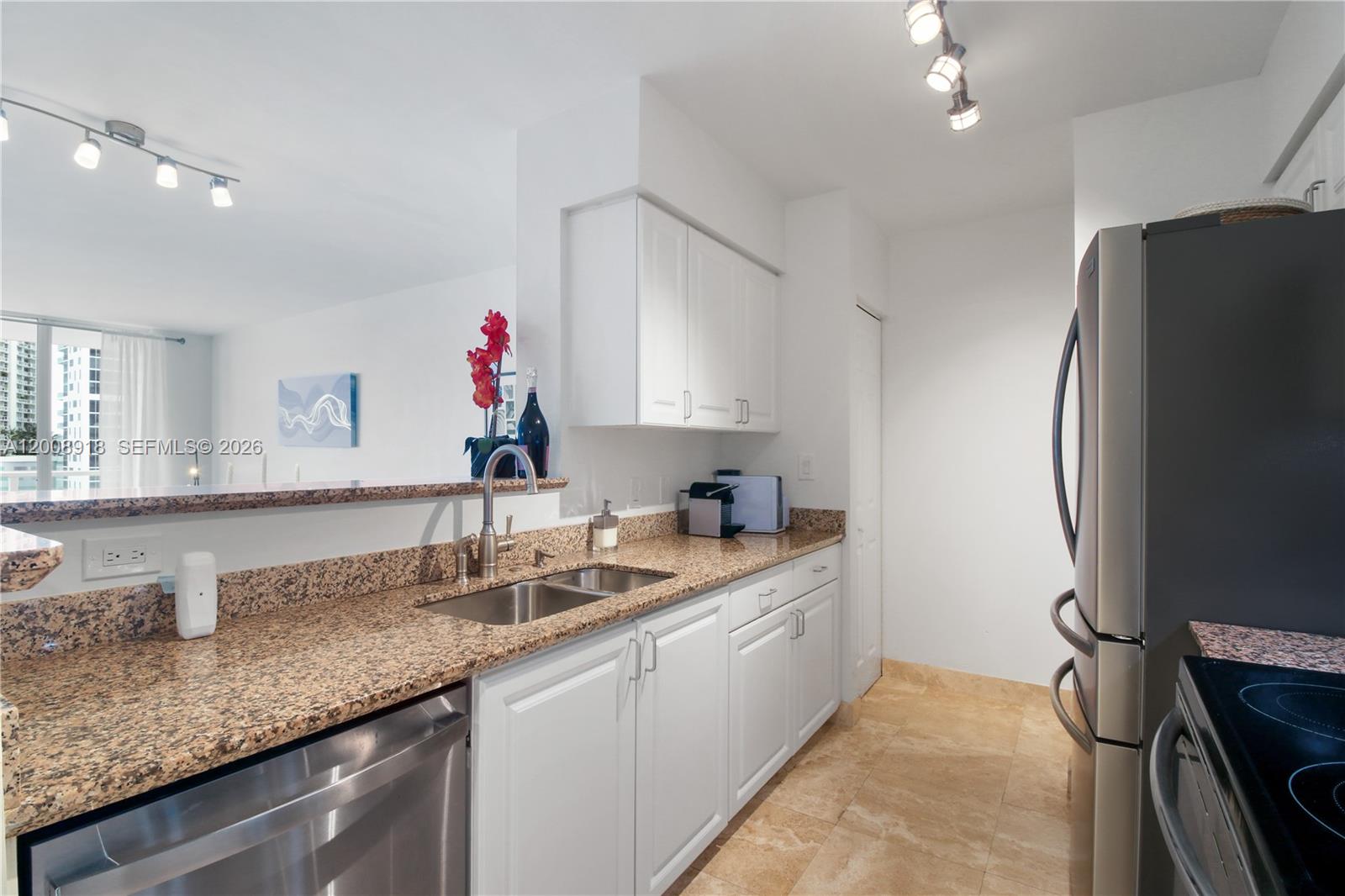 1155 S Brickell Bay Drive 805 Property Photo 6