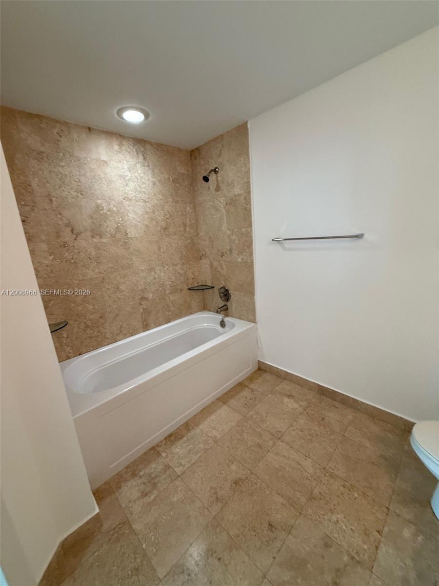350 S Miami Avenue 2603 Property Photo 5