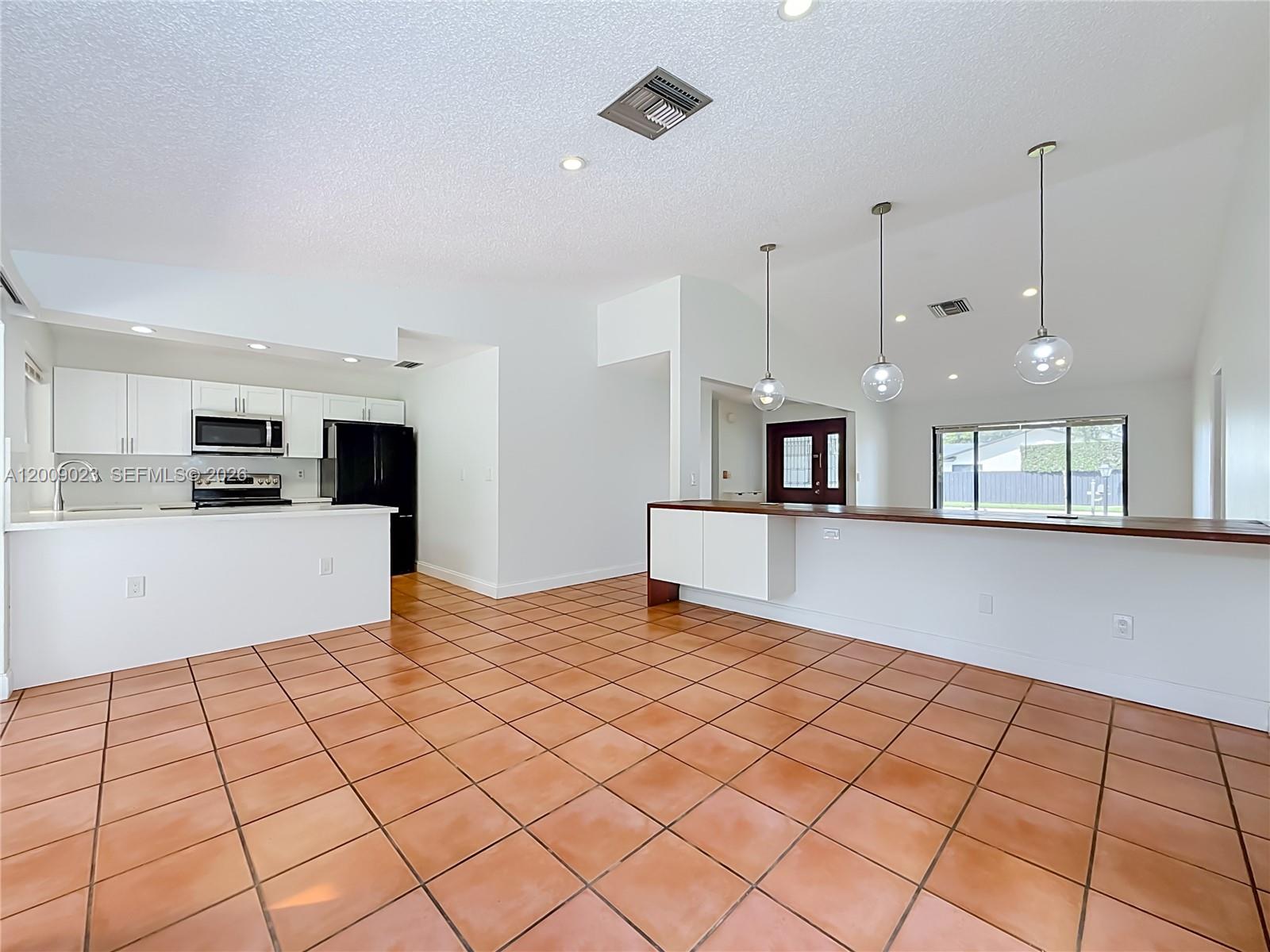 9825 Sw 132nd Court Property Photo 19