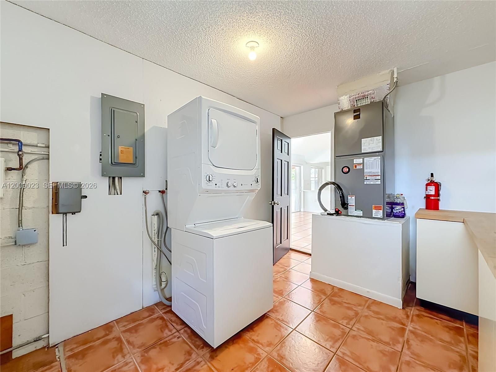 9825 Sw 132nd Court Property Photo 43
