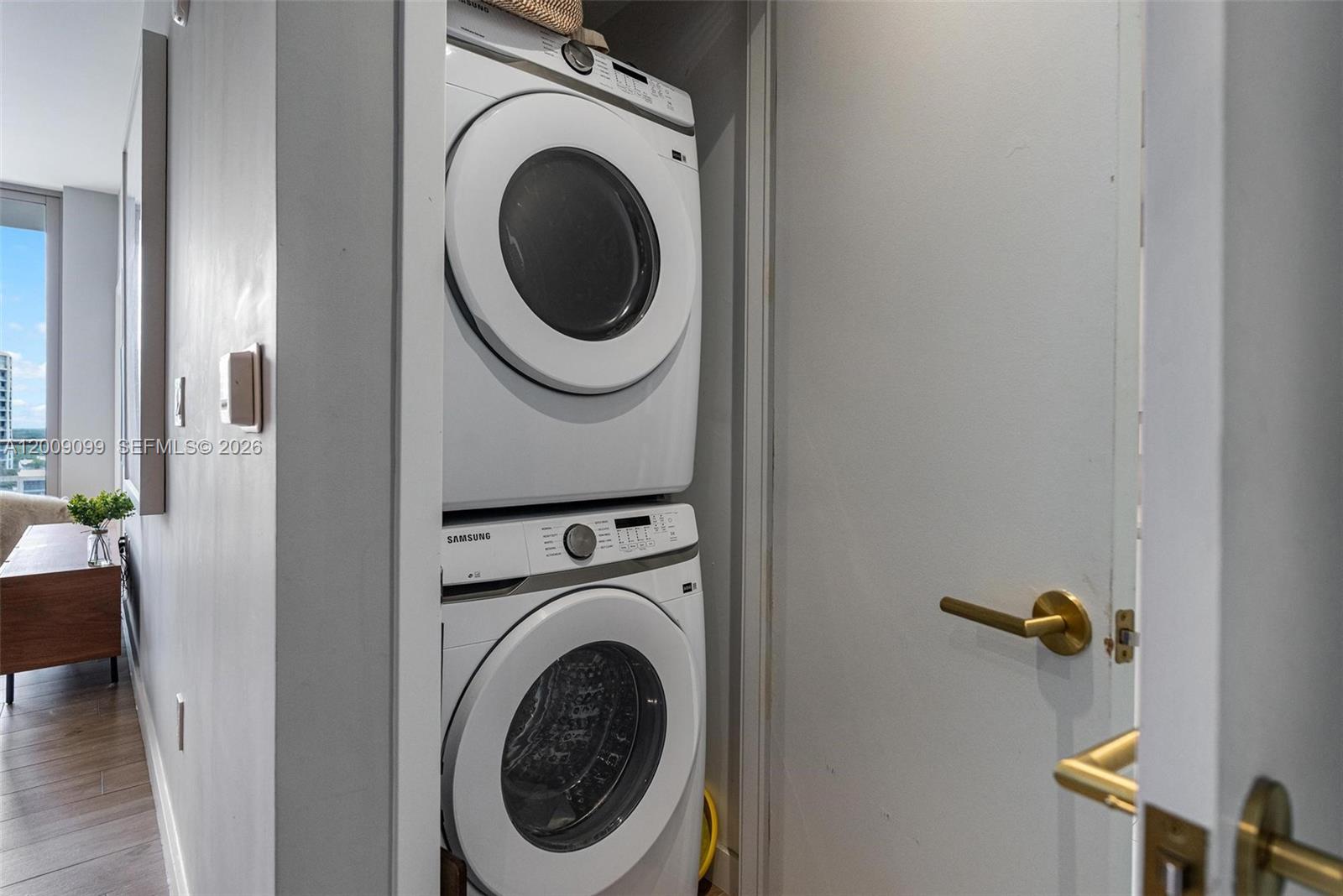 2678 Tigertail 1603 Property Photo 15