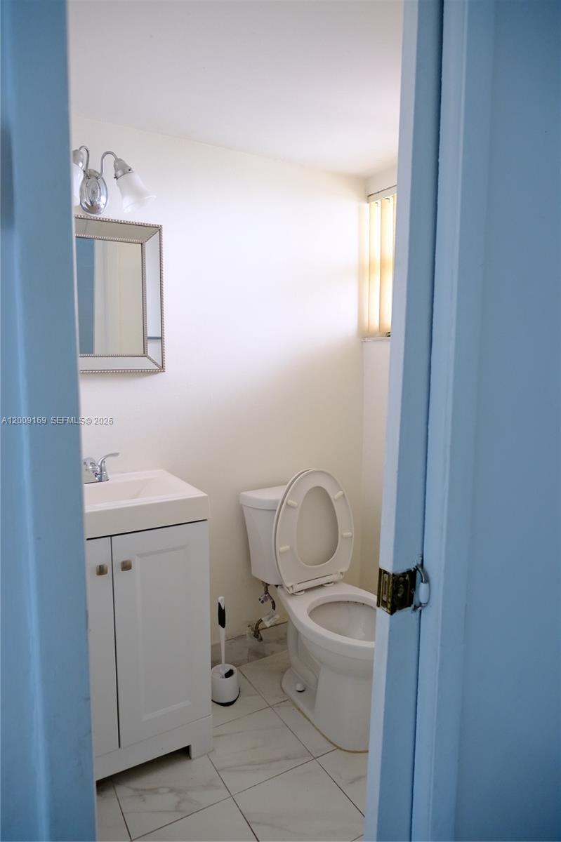 650 Ne 149th Street 505f Property Photo 10
