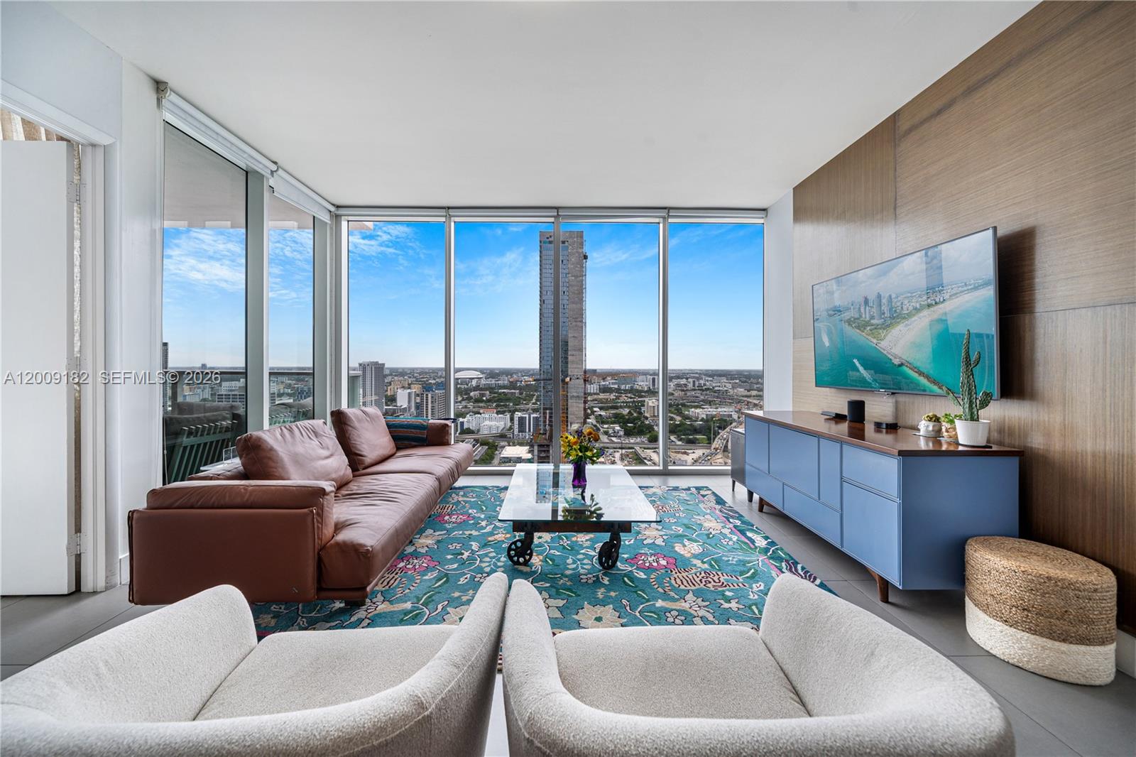 1040 Biscayne Boulevard 3607 Property Photo 2