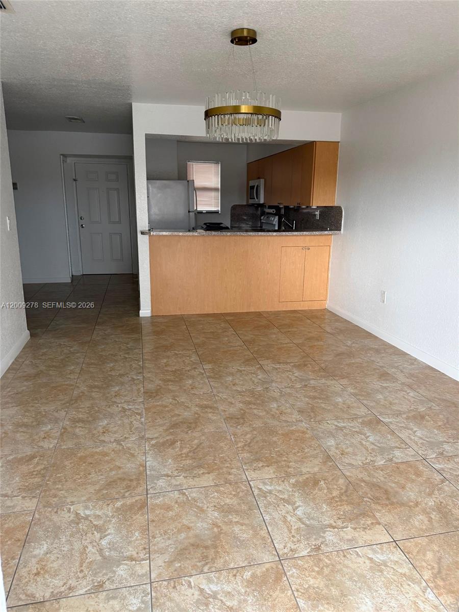 8425 Nw 8th Street 306 Property Photo 6