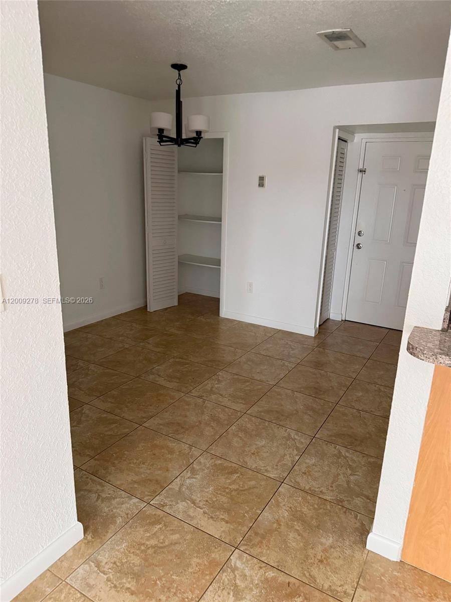 8425 Nw 8th Street 306 Property Photo 7