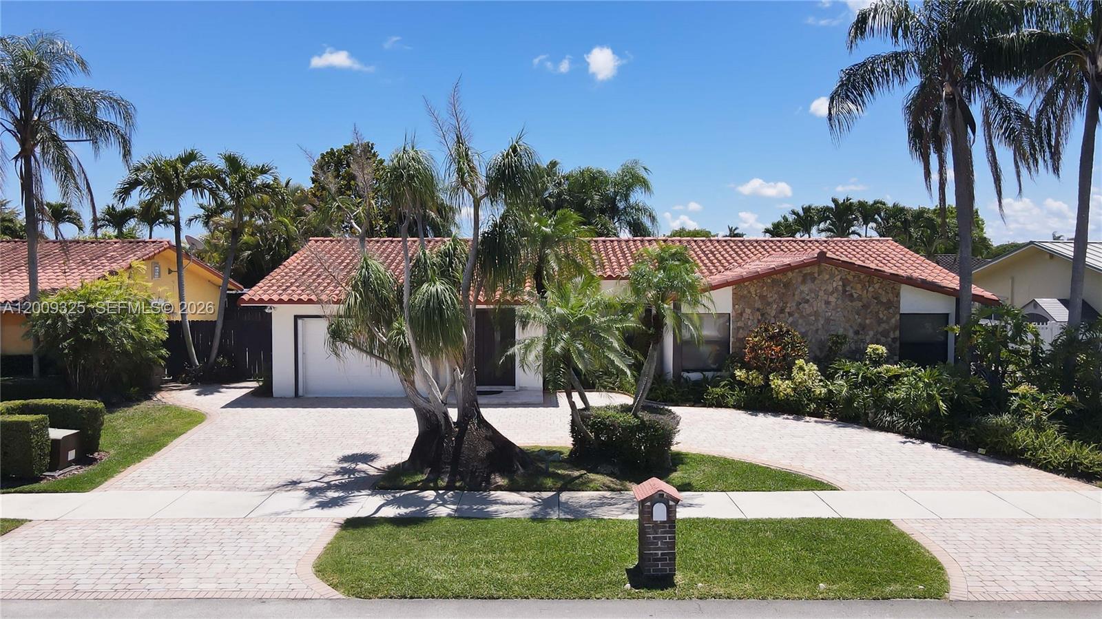 13300 Sw 21st Street Property Photo 1
