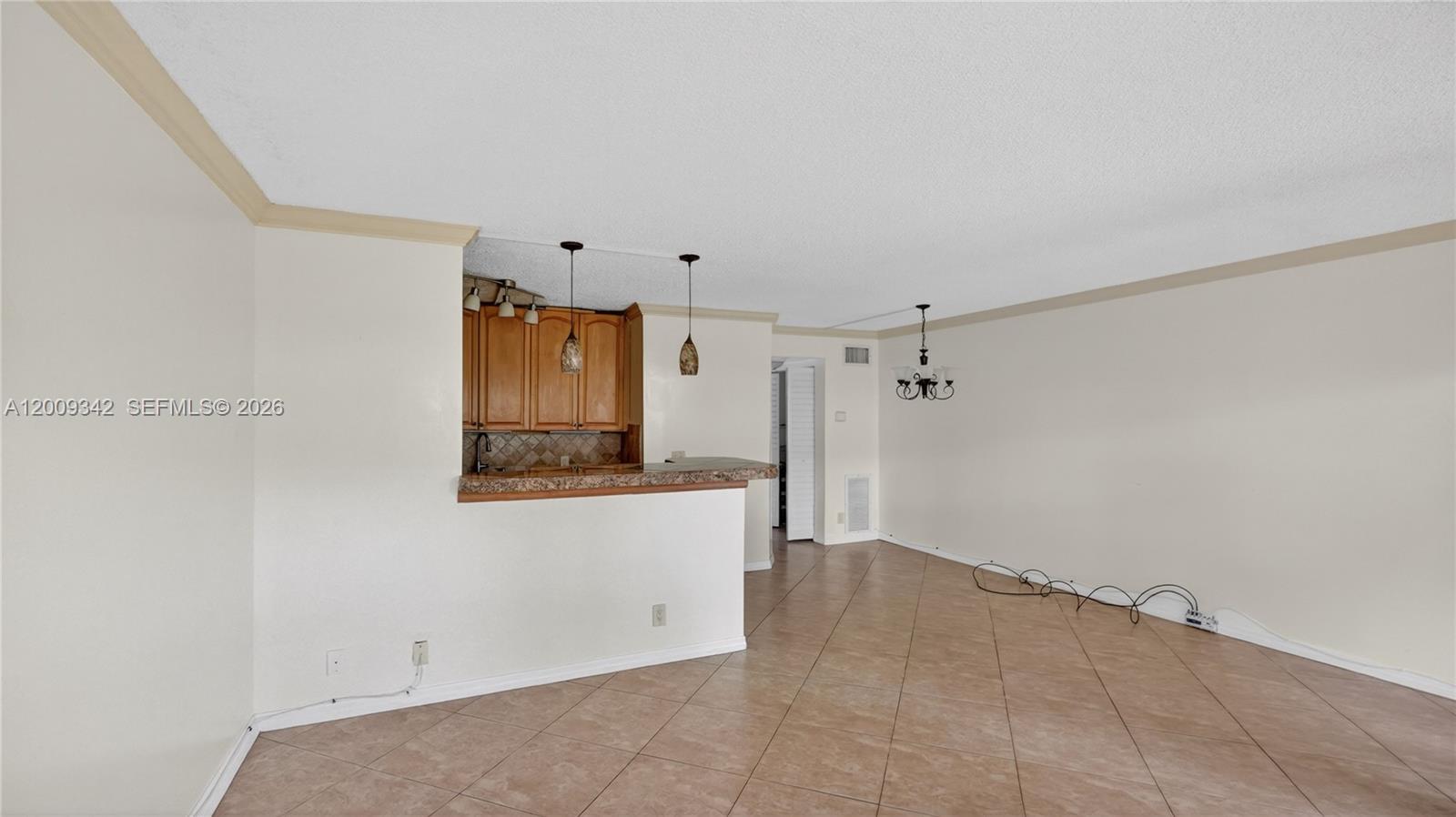 48 Mansfield B 48 Property Photo 5