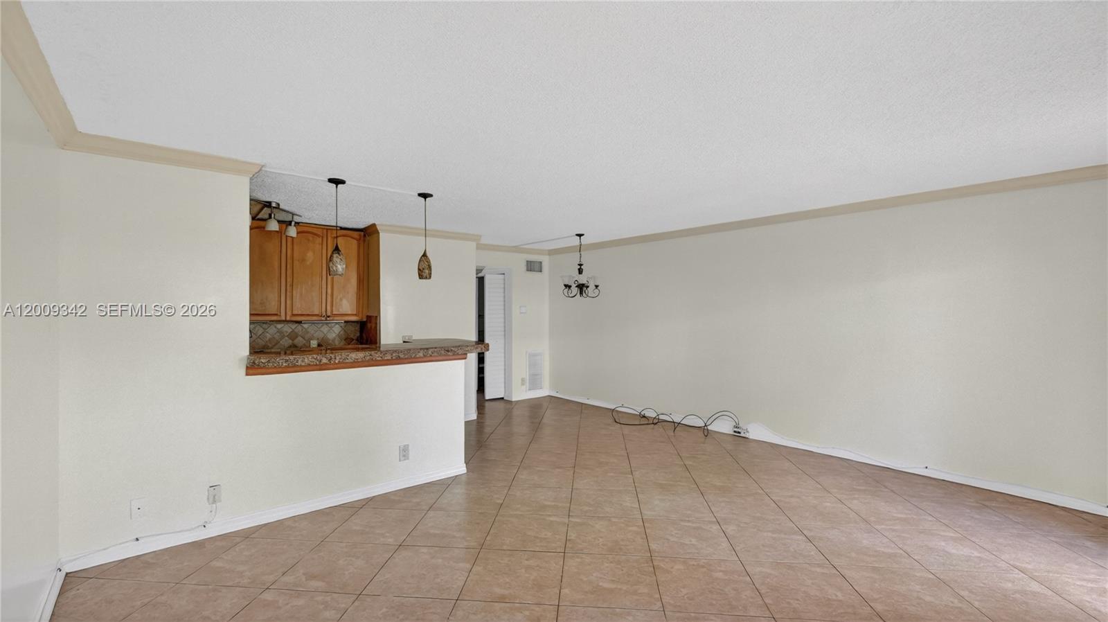 48 Mansfield B 48 Property Photo 6