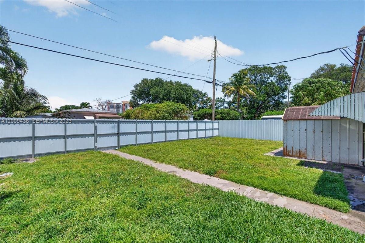 1171 Ne 182nd Street Property Photo 24