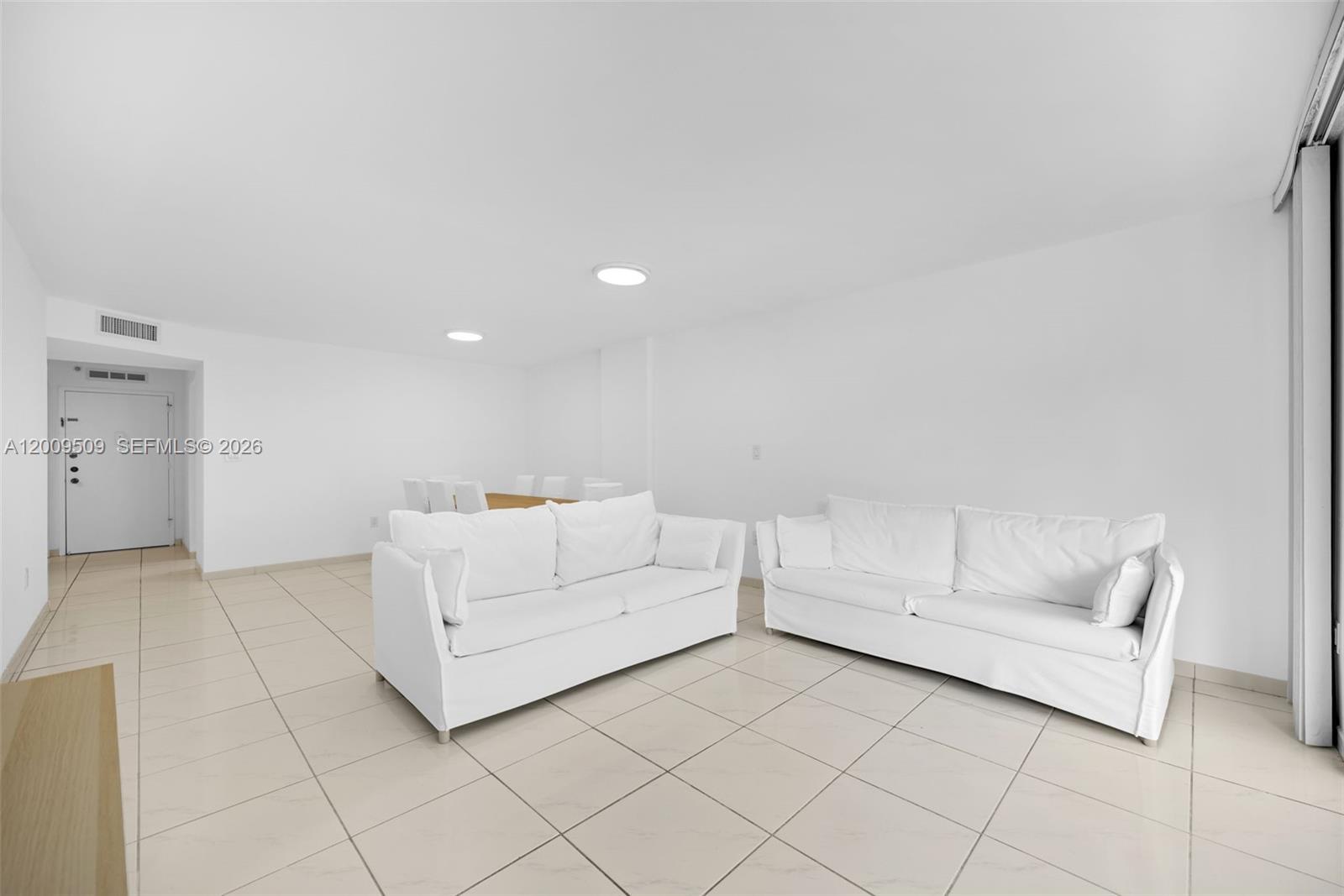 2780 Ne 183rd Street 115 Property Photo 10