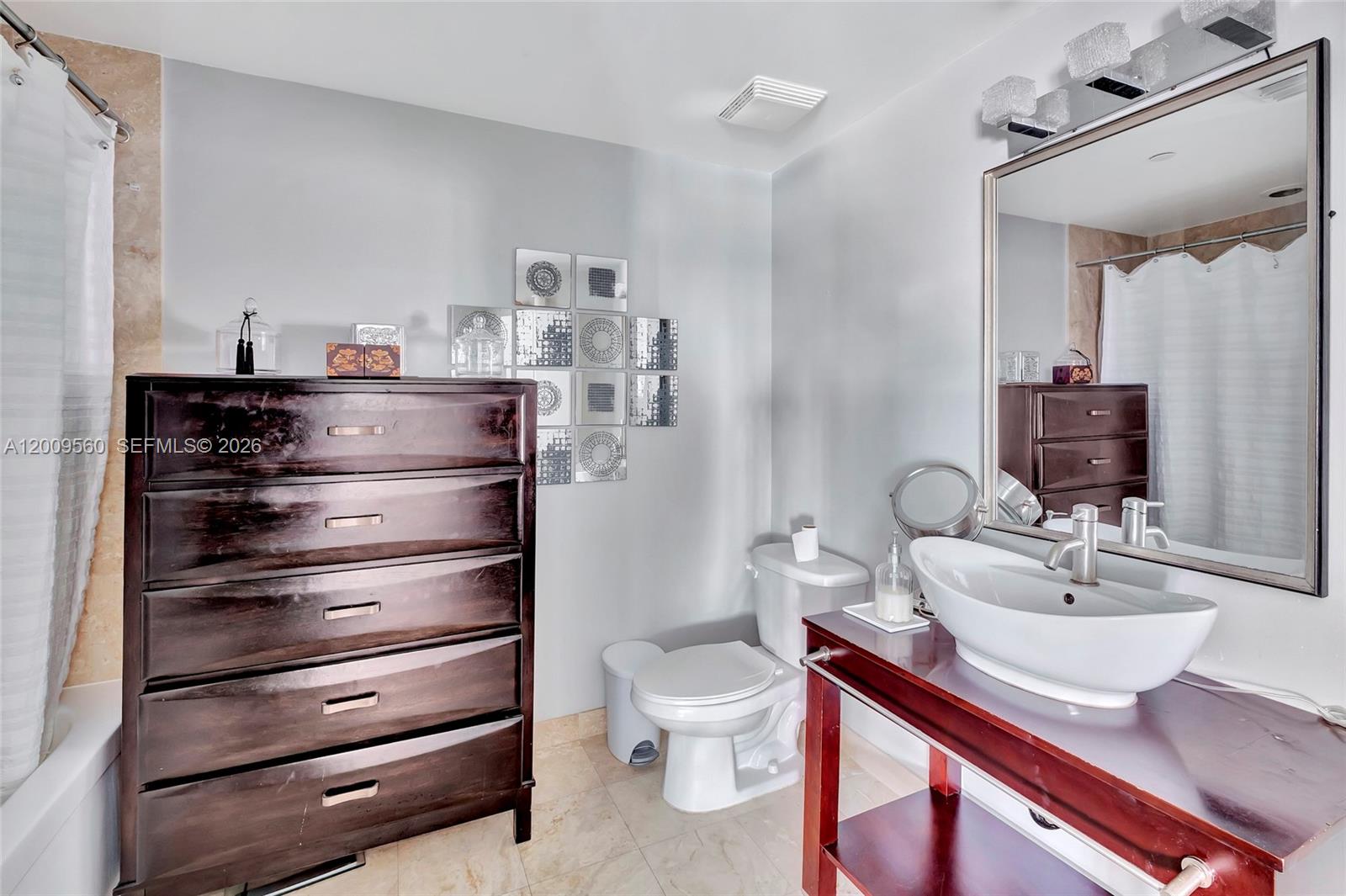 350 S Miami Avenue 1703 Property Photo 7