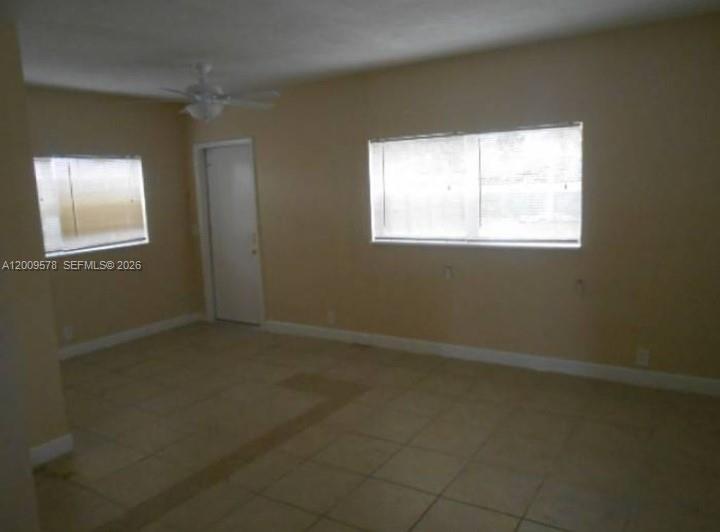 A12009578 Property Photo 4