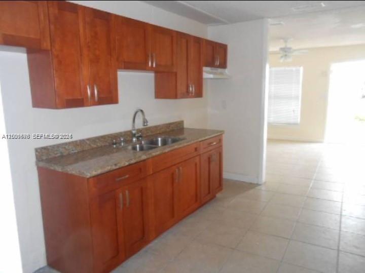 A12009578 Property Photo 7