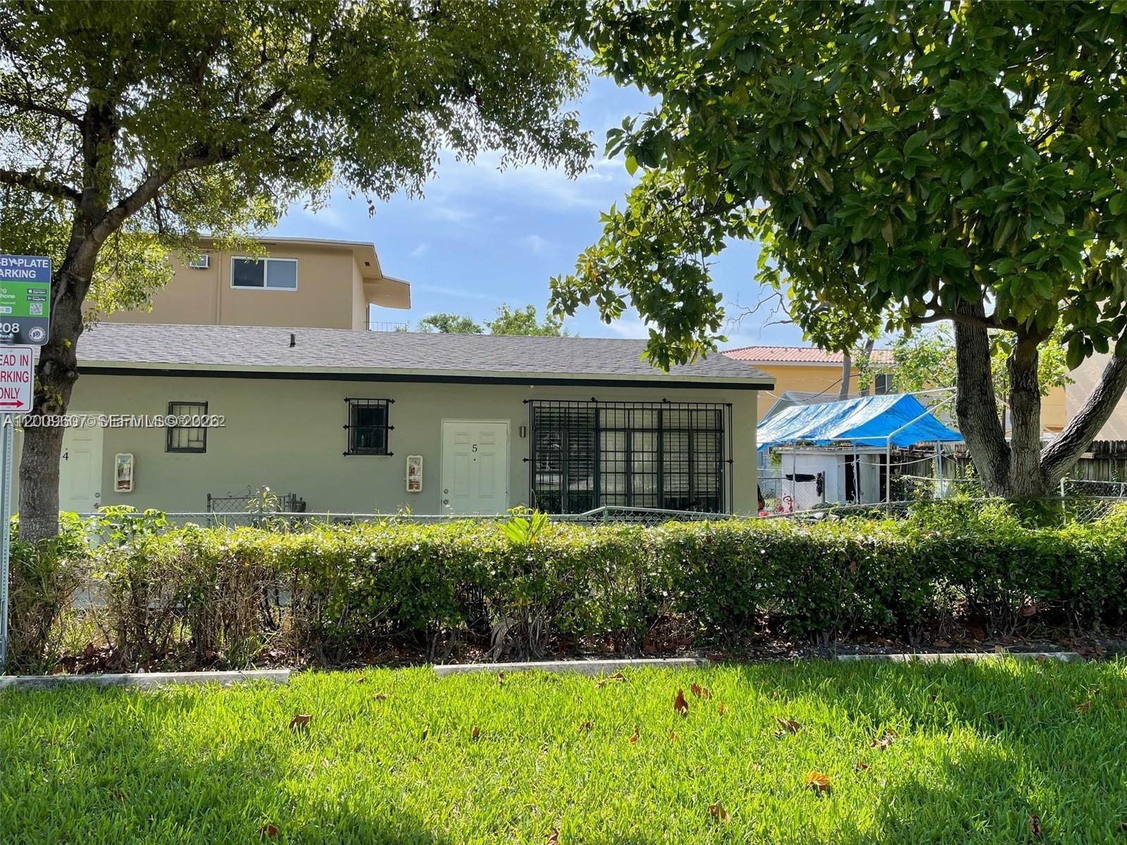A12009607 Property Photo 2