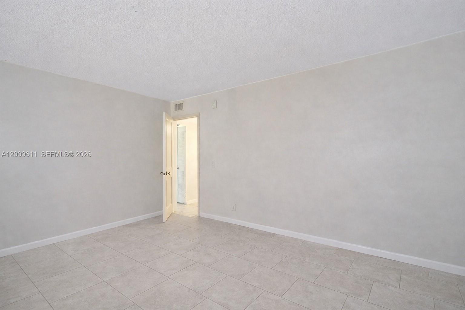 1225 Ne 124th Street 49c Property Photo 14