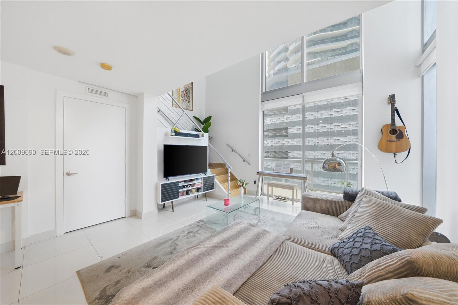 1050 Brickell Avenue 1002 Property Photo 2