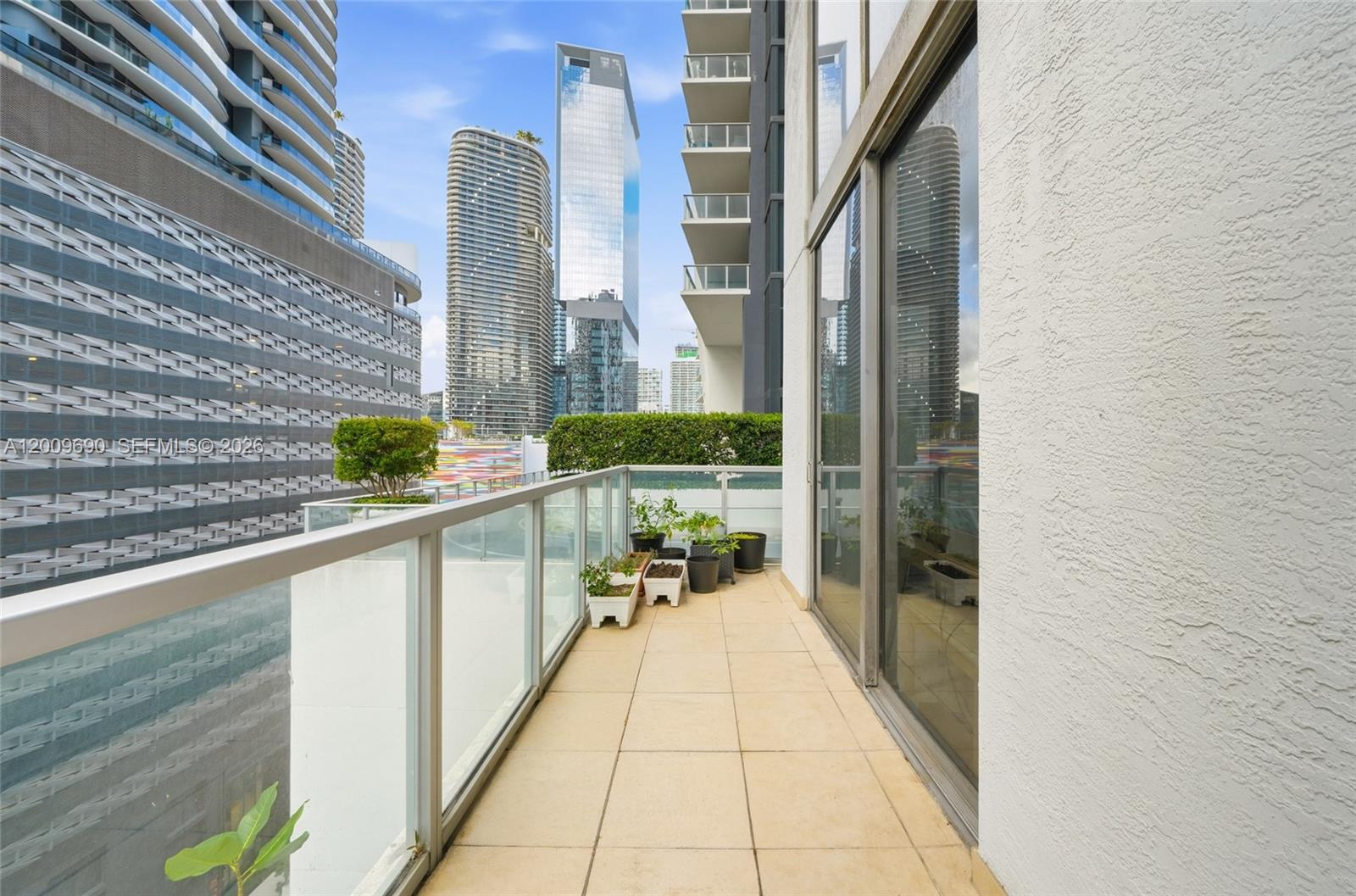 1050 Brickell Avenue 1002 Property Photo 9