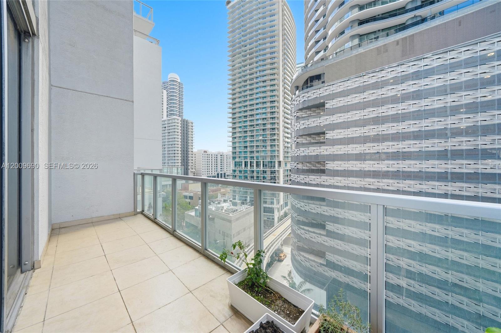 1050 Brickell Avenue 1002 Property Photo 10