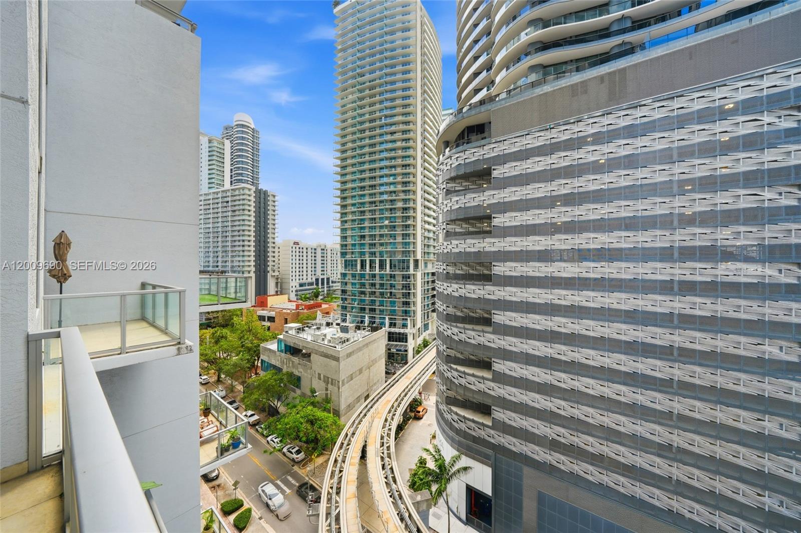 1050 Brickell Avenue 1002 Property Photo 11