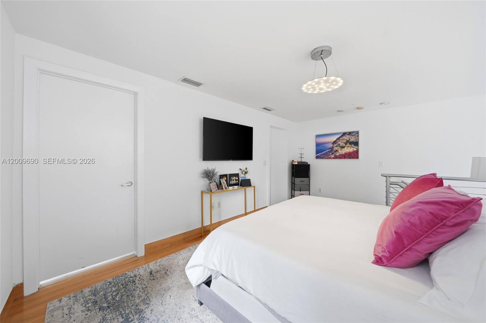 1050 Brickell Avenue 1002 Property Photo 15