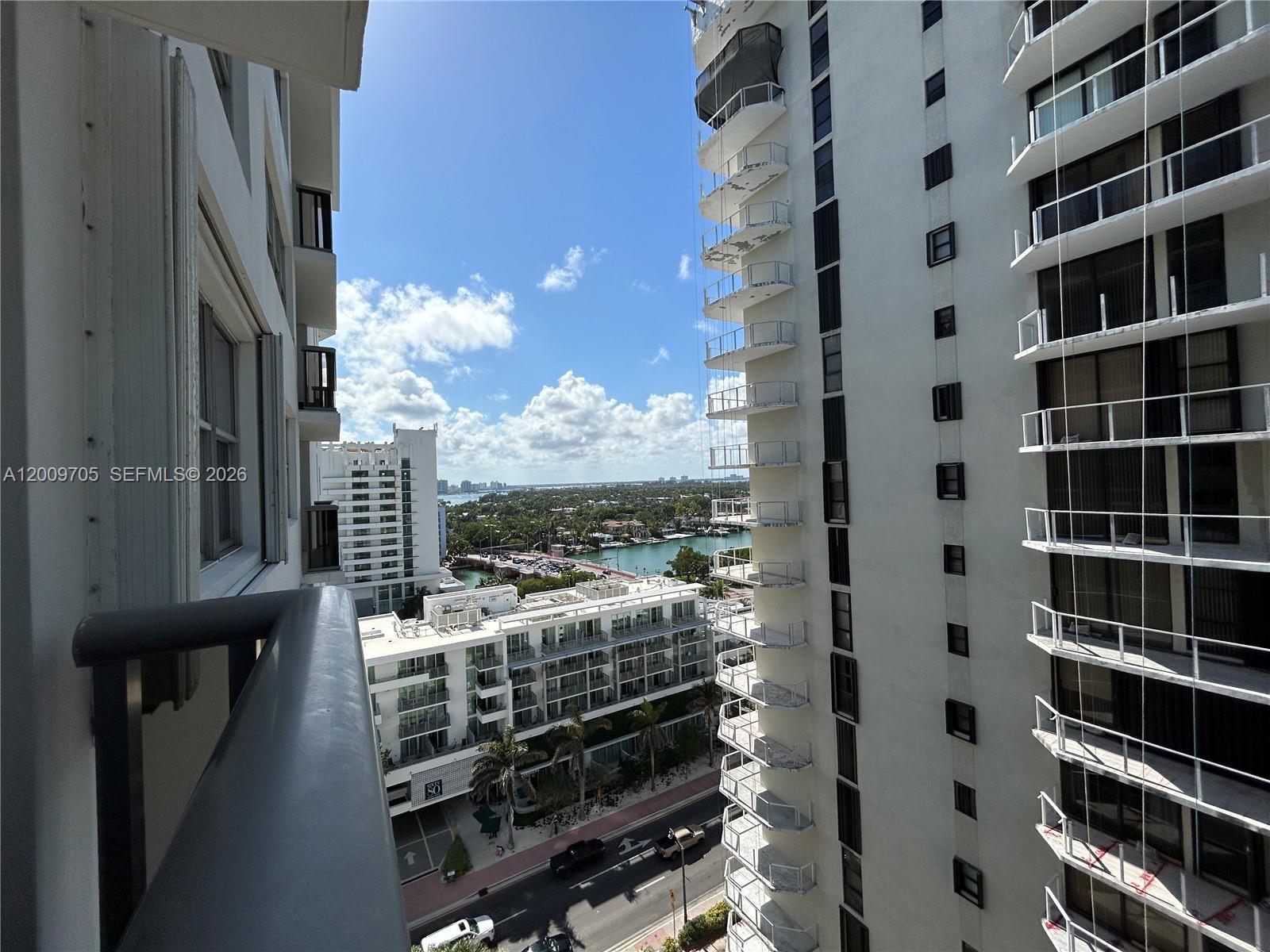 6039 Collins Avenue 1507 Property Photo 10
