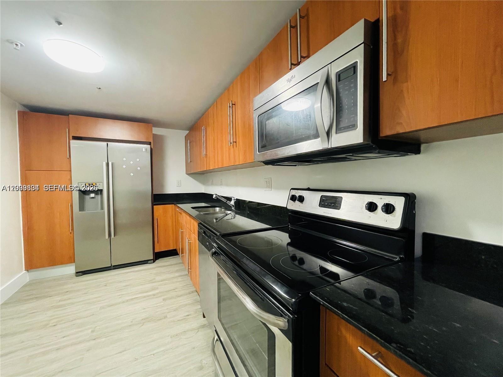 3001 S Ocean Drive 101 Property Photo 6