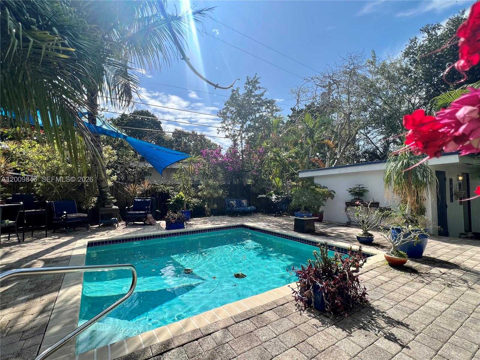 590 NW 40th Court 3