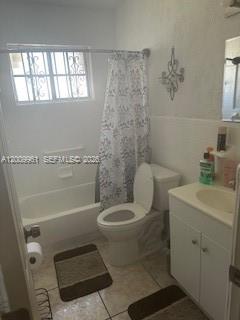 3128 Nw 65th Street Property Photo 7