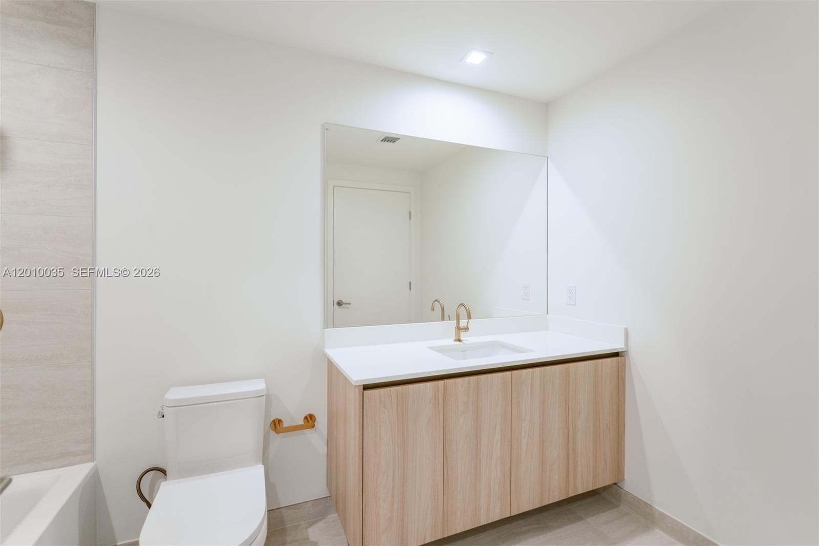 77 Se 5 Street 2603 Property Photo 23