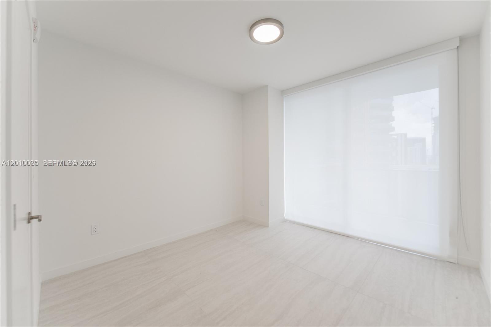 77 Se 5 Street 2603 Property Photo 25