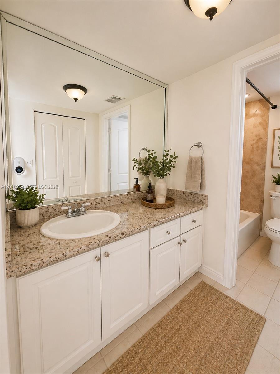 11051 W Okeechobee Road 101 Property Photo 21
