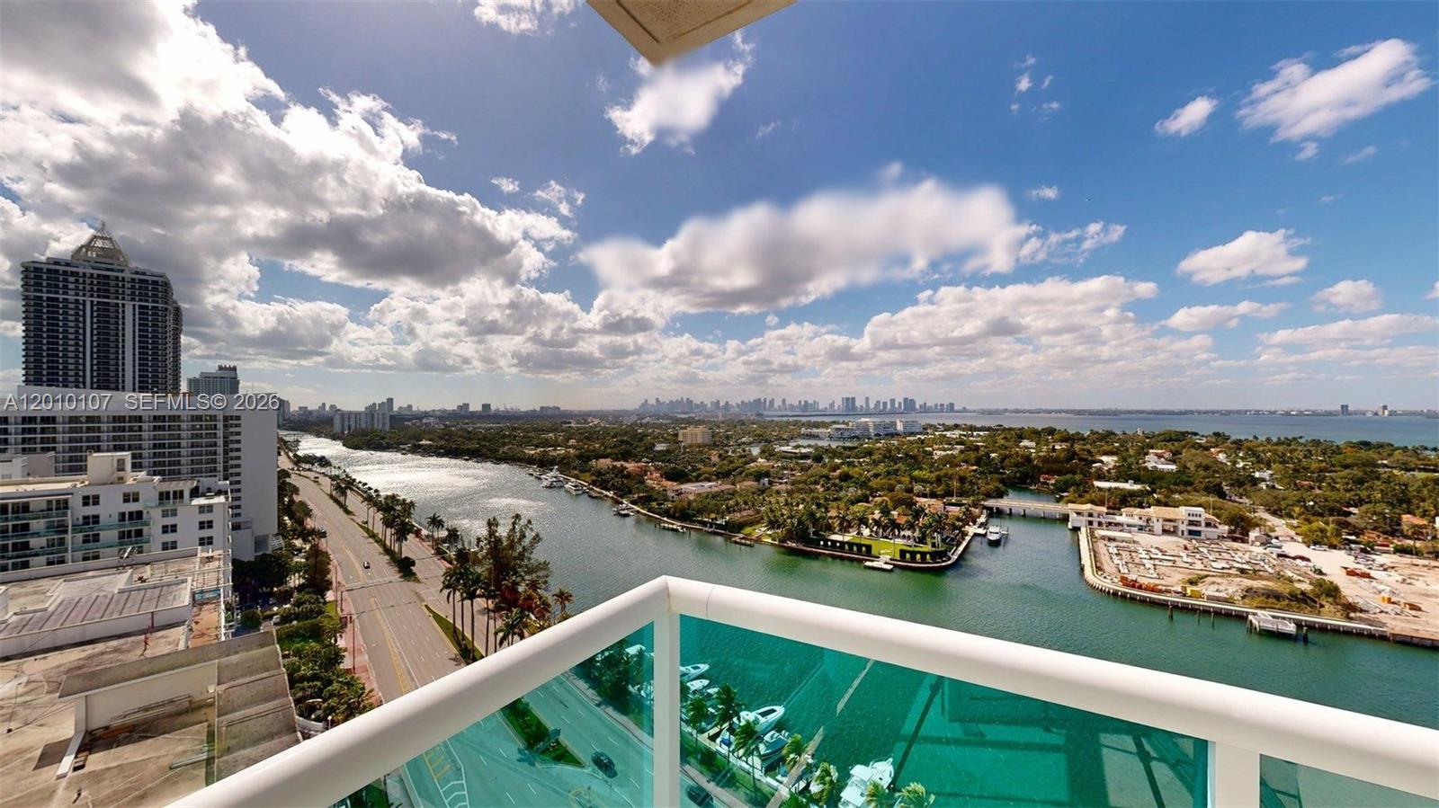 5025 Collins Avenue 2206 Property Photo 4