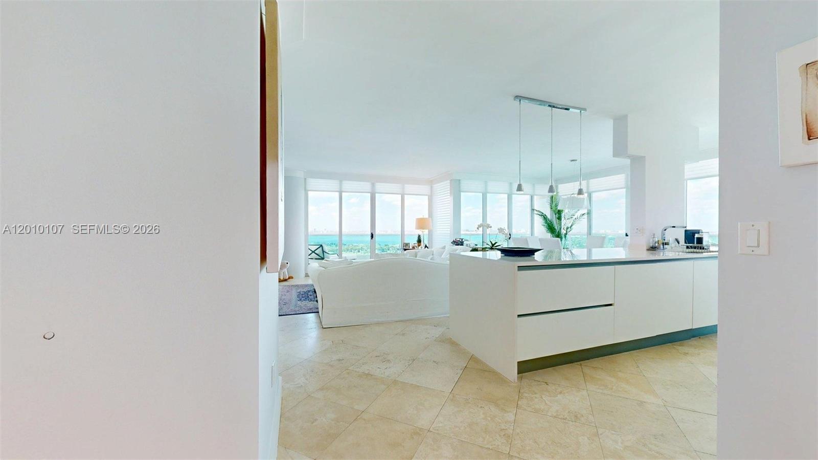 5025 Collins Avenue 2206 Property Photo 6