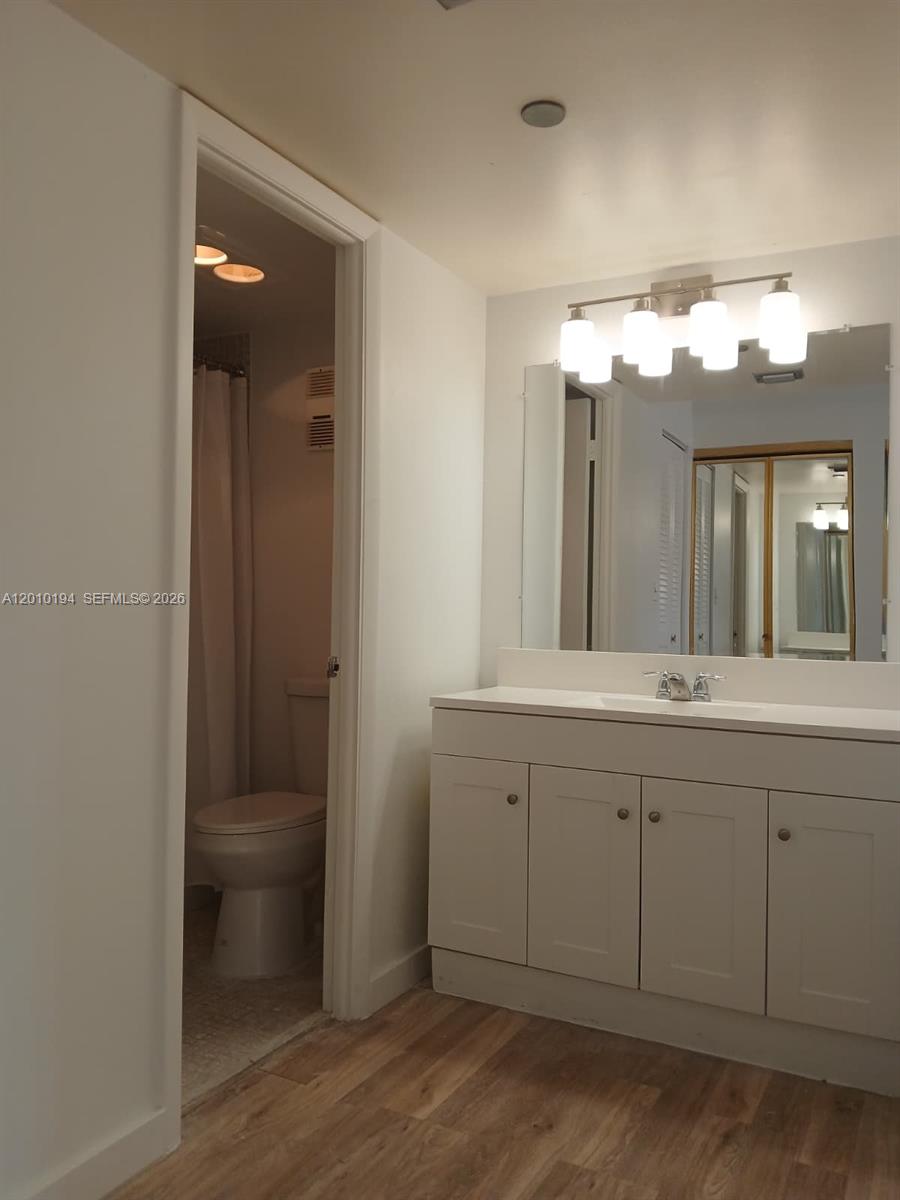 1300 Saint Charles Place 222 Property Photo 13