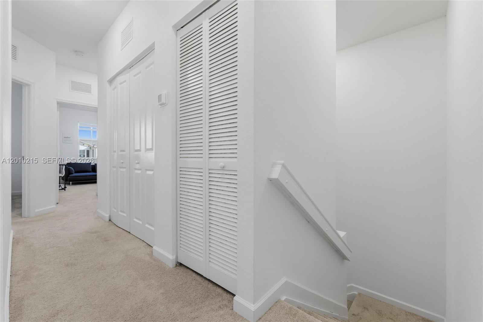 A12010215 Property Photo 21