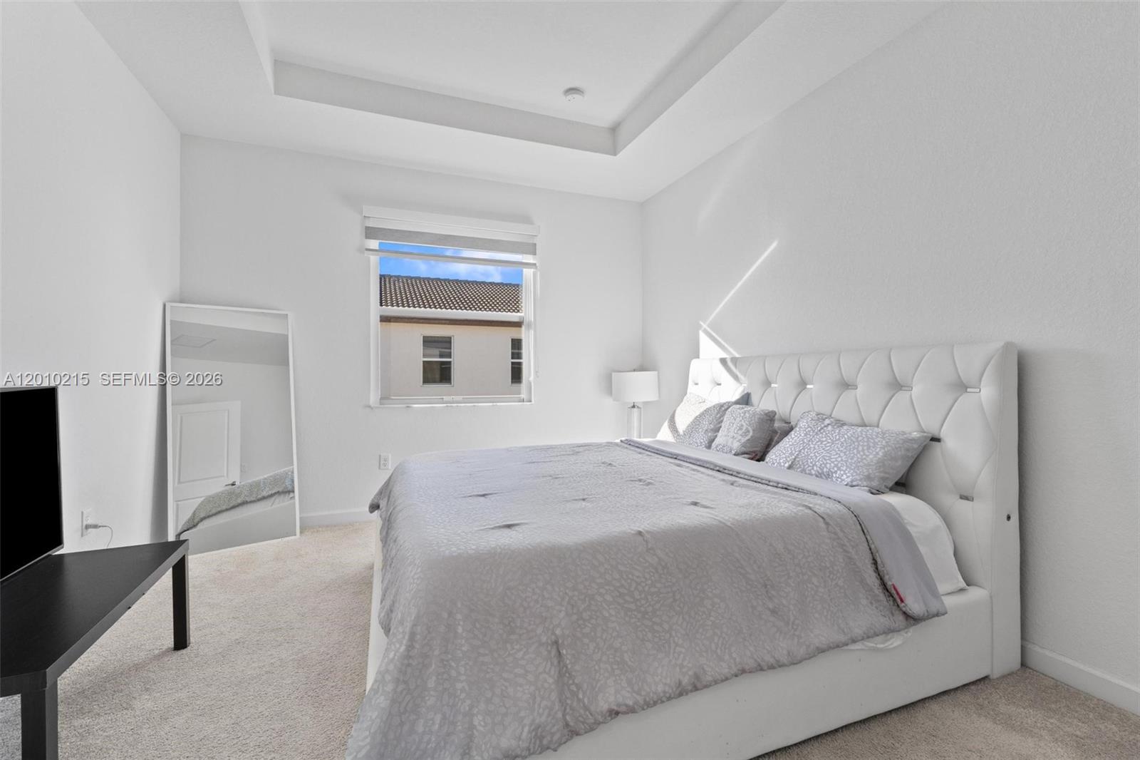 A12010215 Property Photo 23