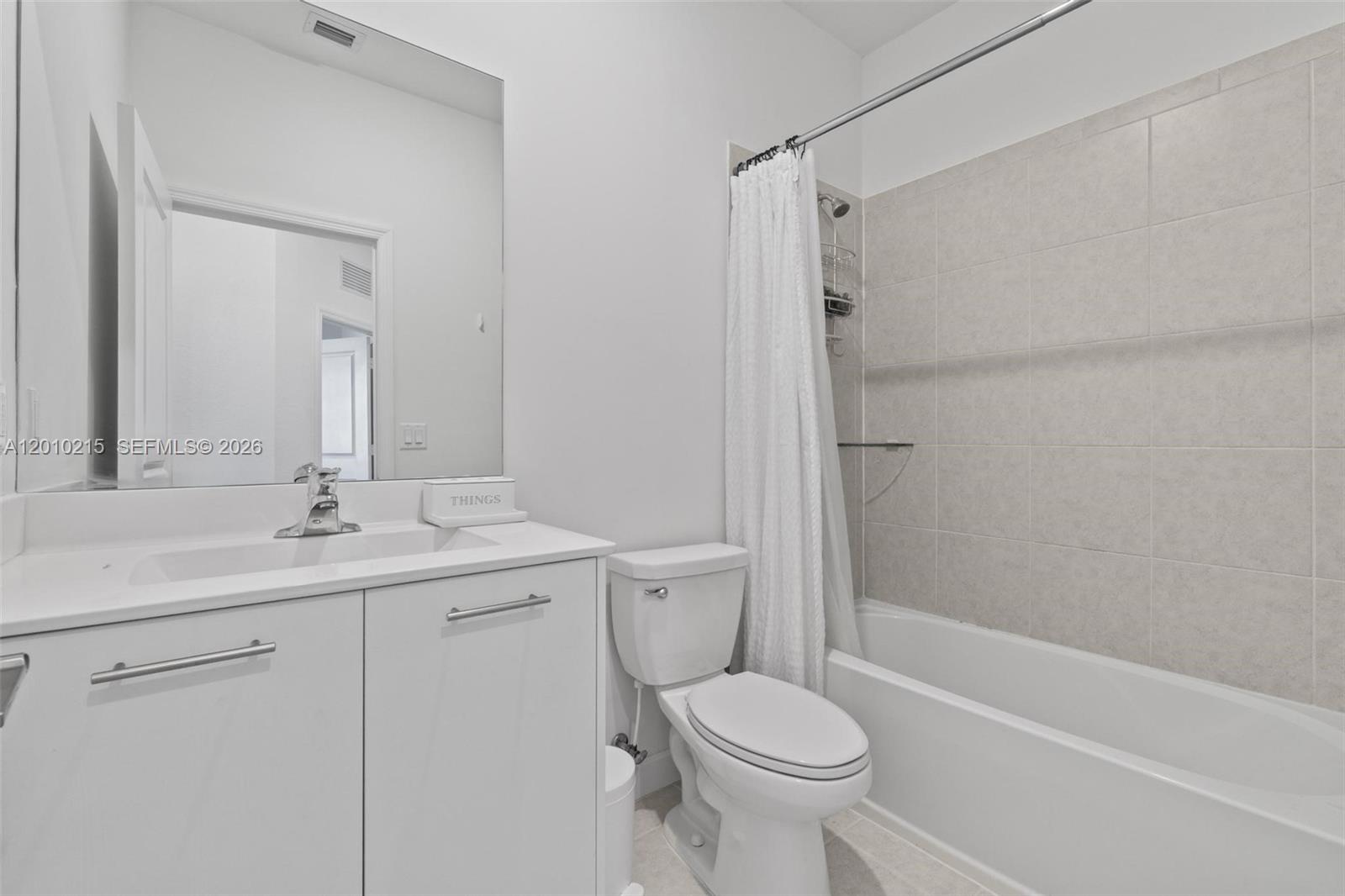 A12010215 Property Photo 30