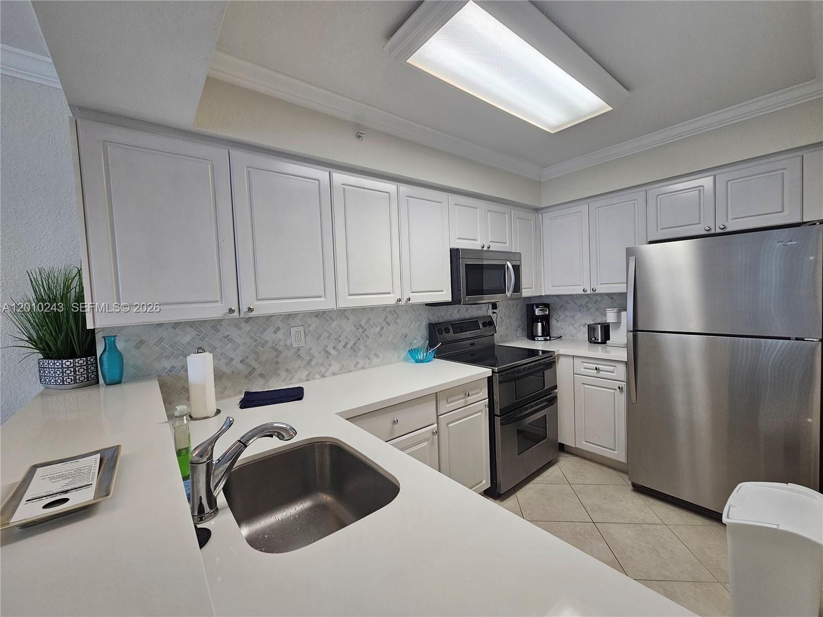 2501 S Ocean Drive 637 Property Photo 19