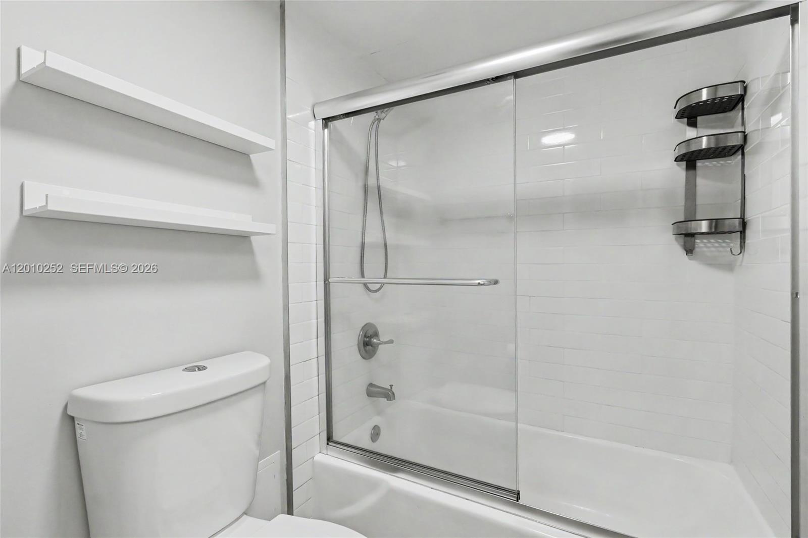 500 Bayview Drive 727 Property Photo 25