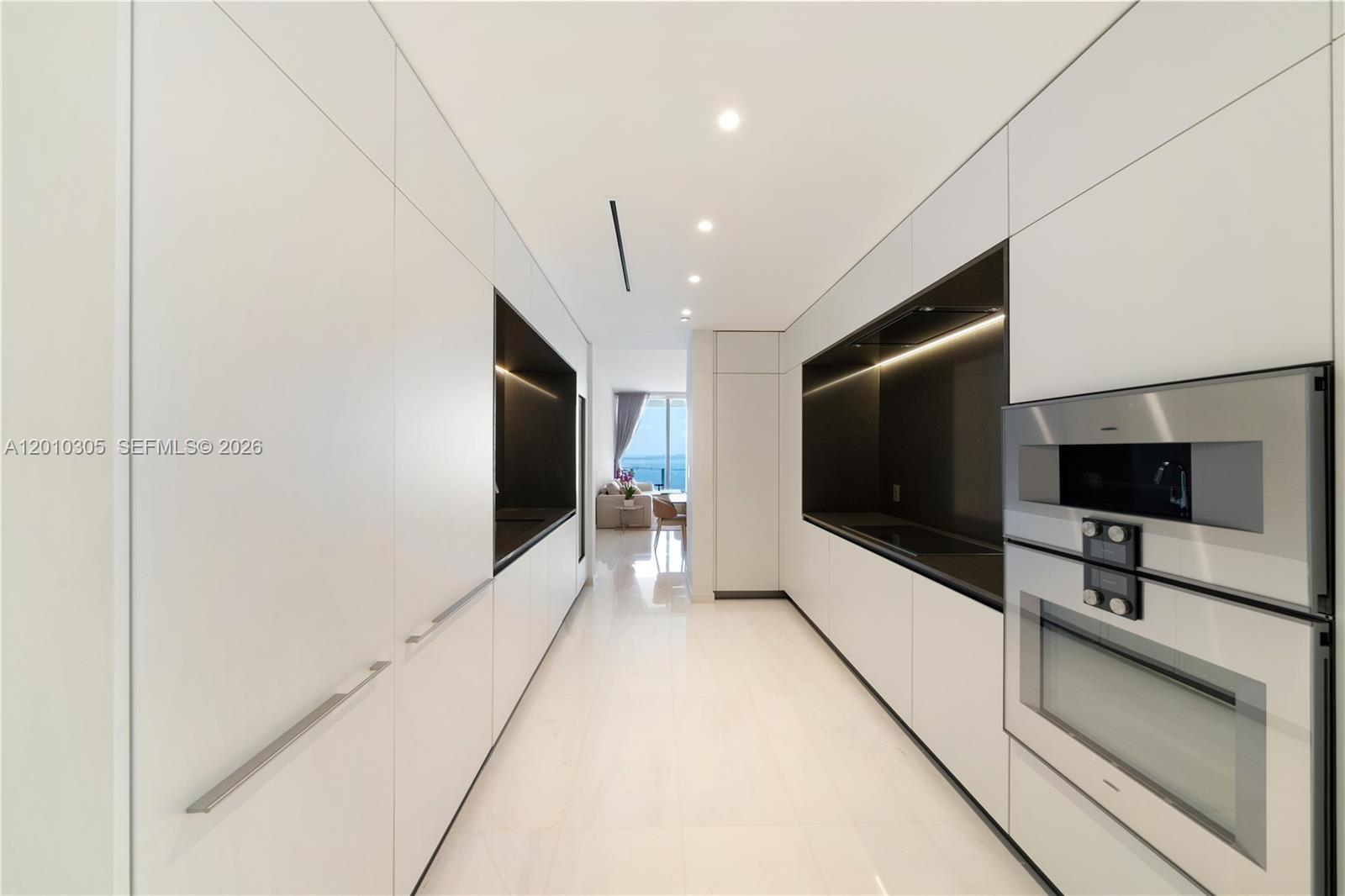 300 Biscayne Blvd Way 3503c Property Photo 23