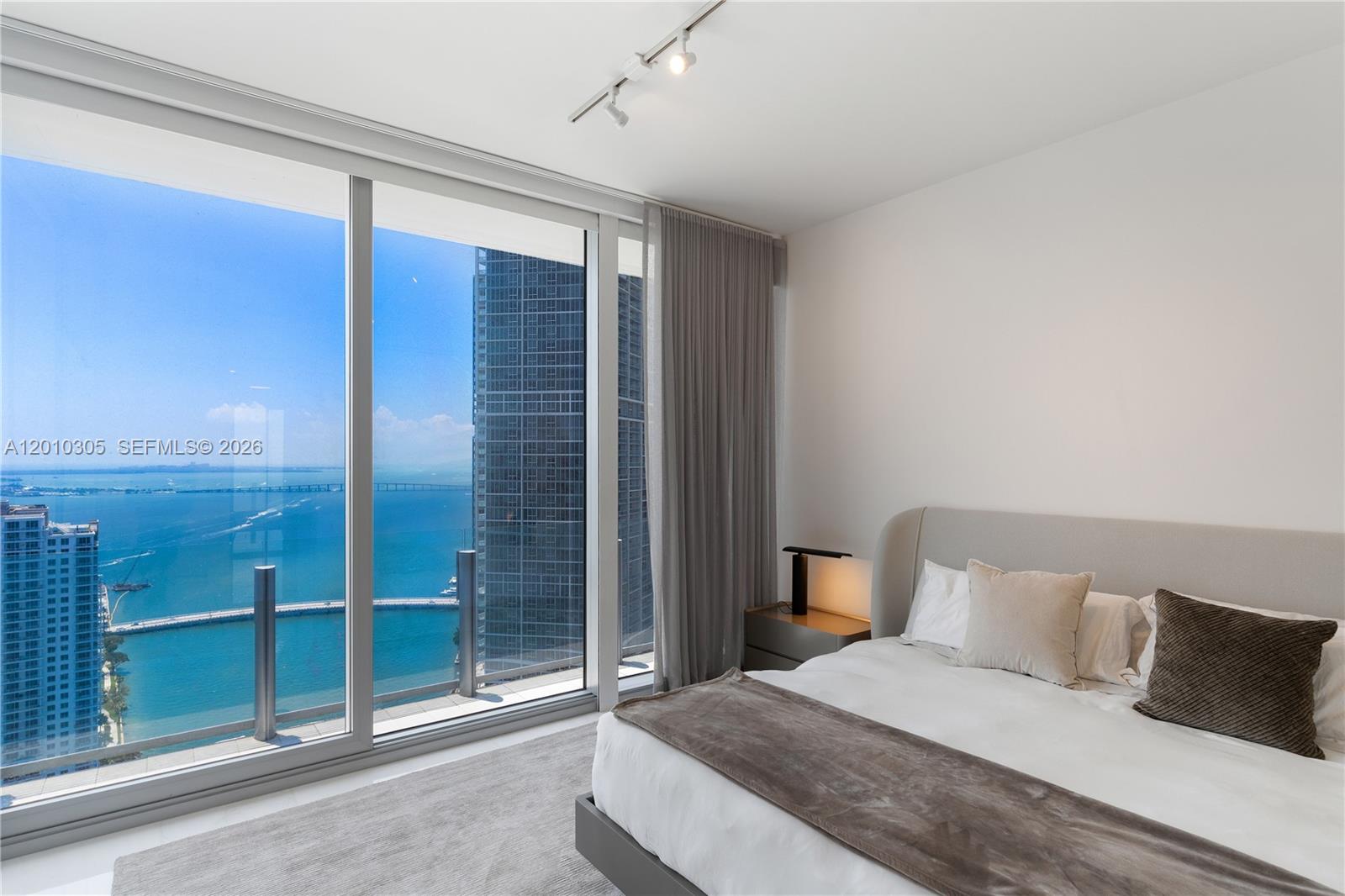 300 Biscayne Blvd Way 3503c Property Photo 26