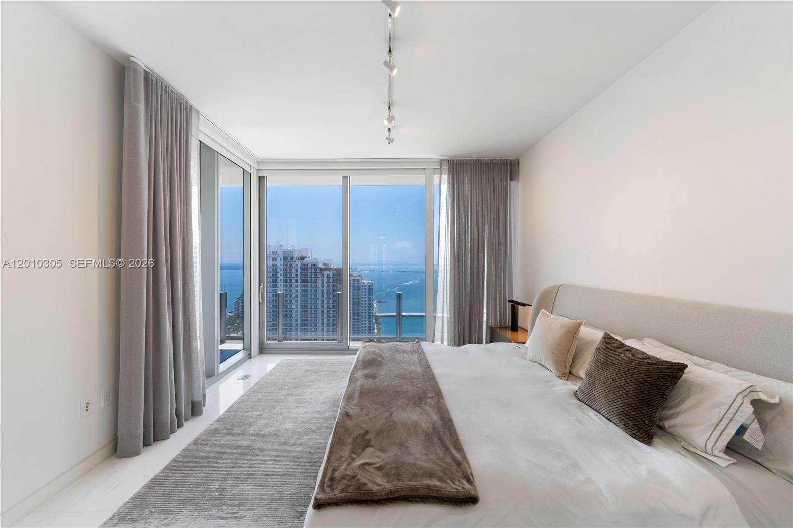 300 Biscayne Blvd Way 3503c Property Photo 30