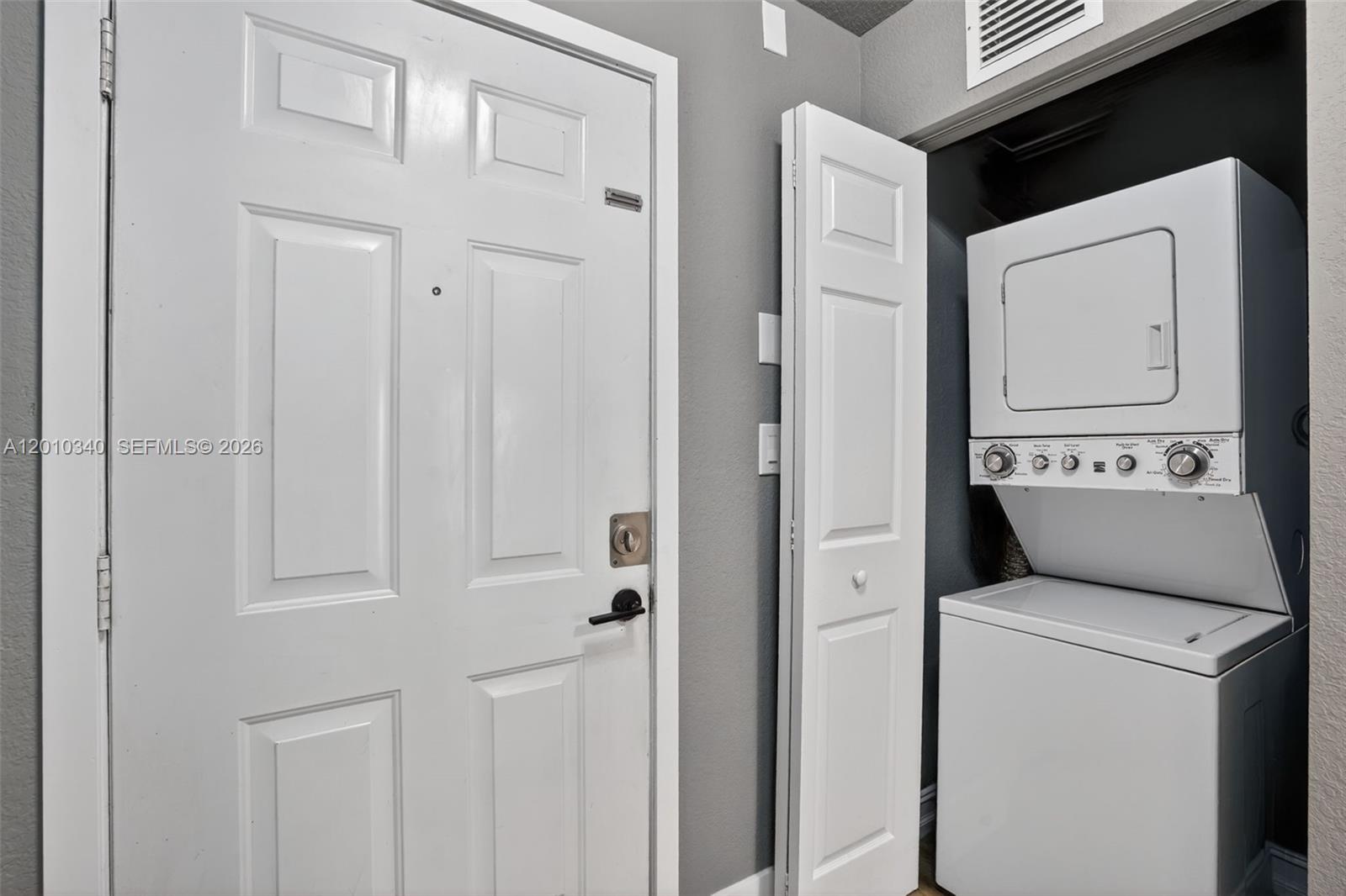7995 Nw 8th Street 100c Property Photo 6